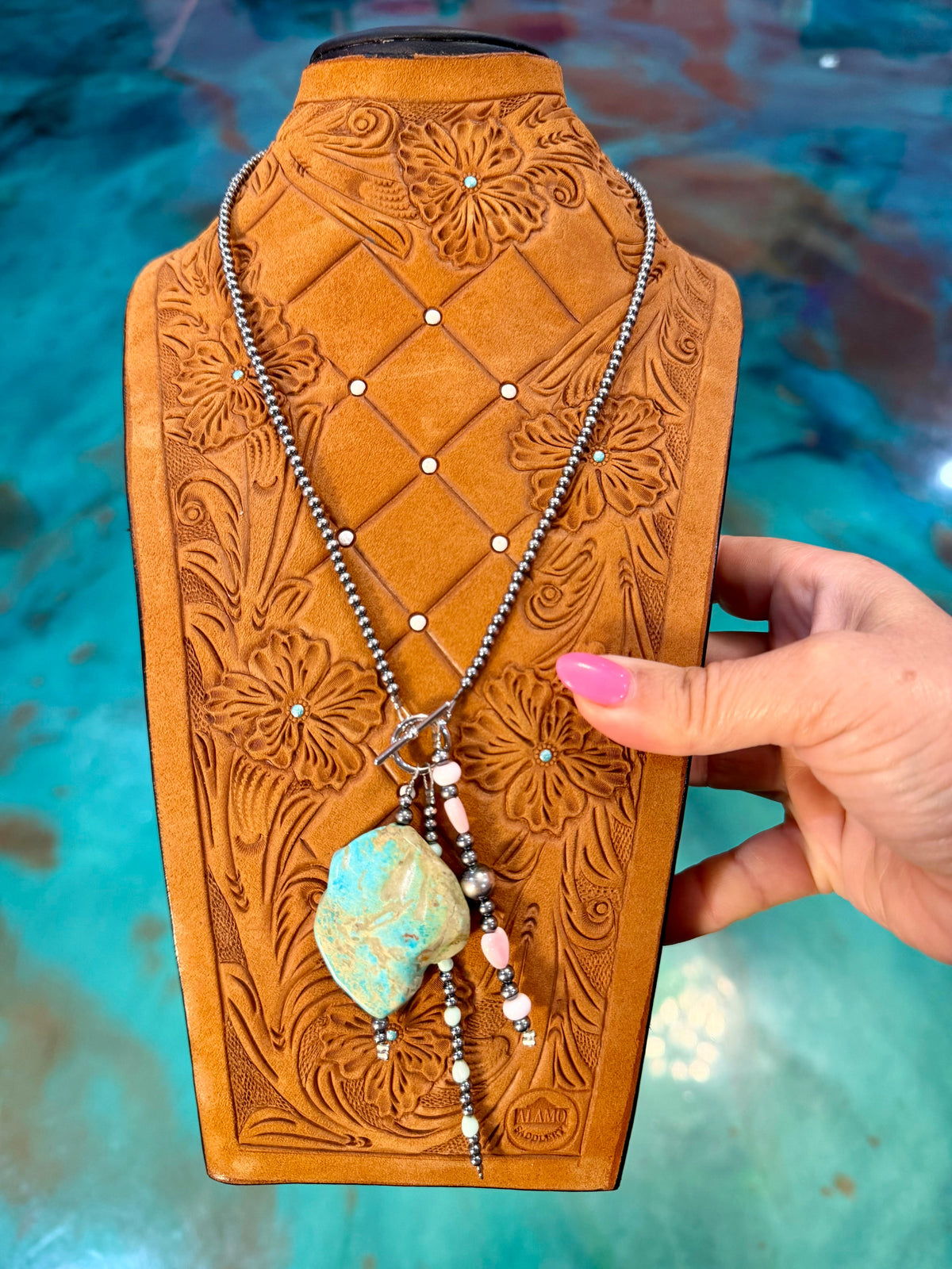 One Time Pieces – Pink Conch, Panoma & Turquoise Front-Toggle Drop Necklace