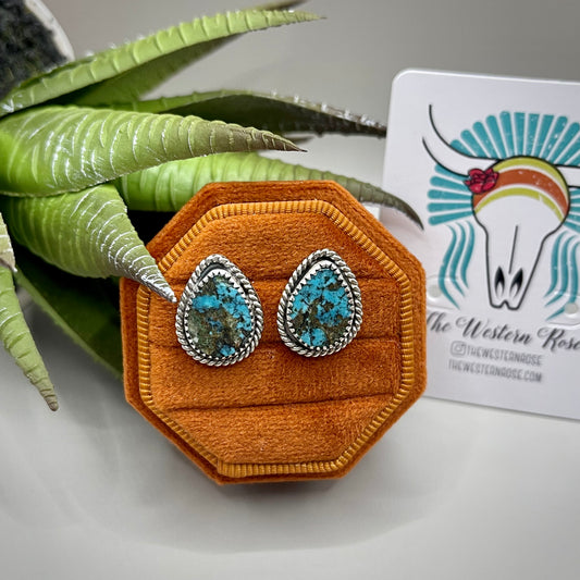 Hubei Turquoise Studs