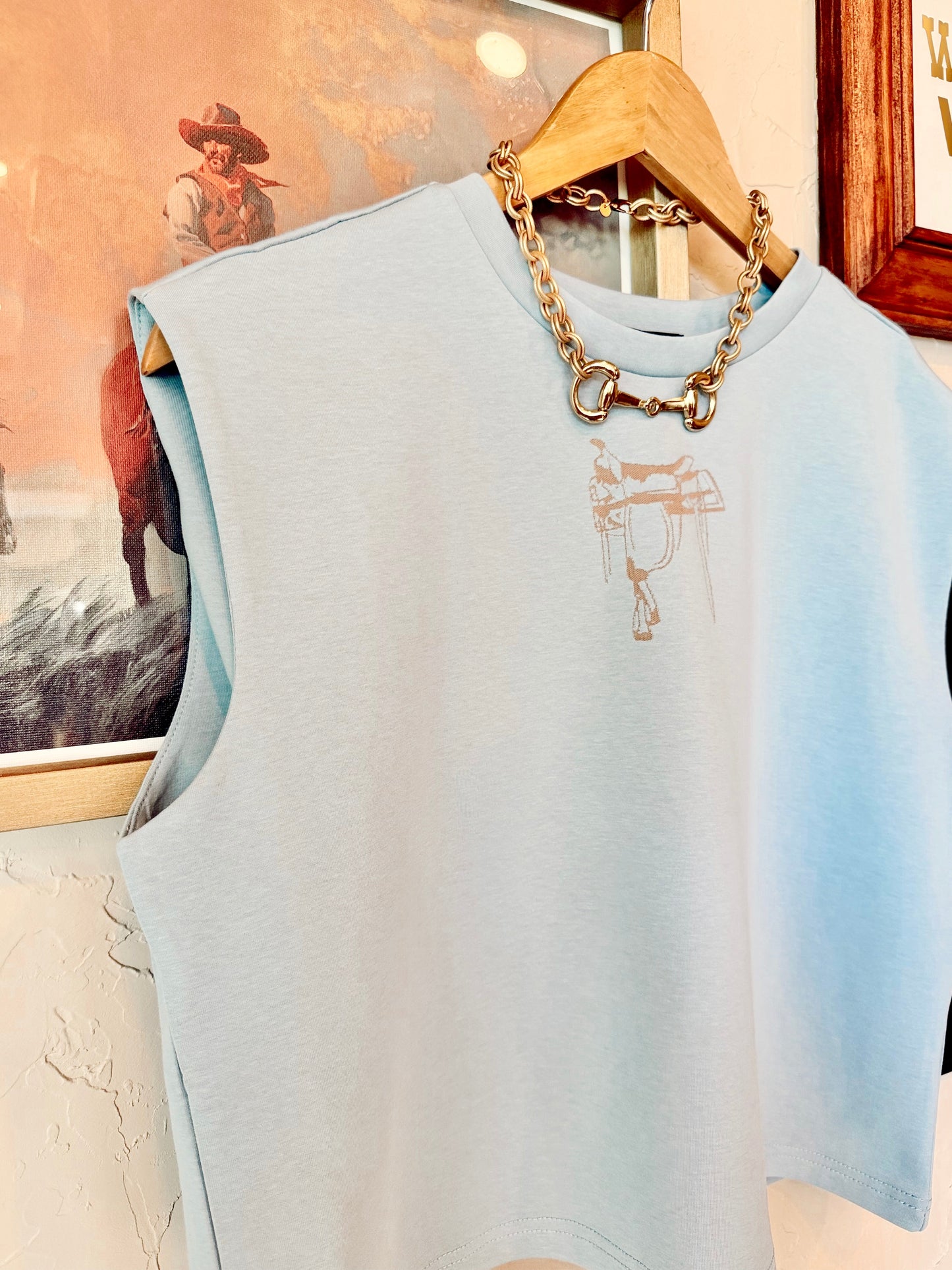 The Saddle Stone Tank