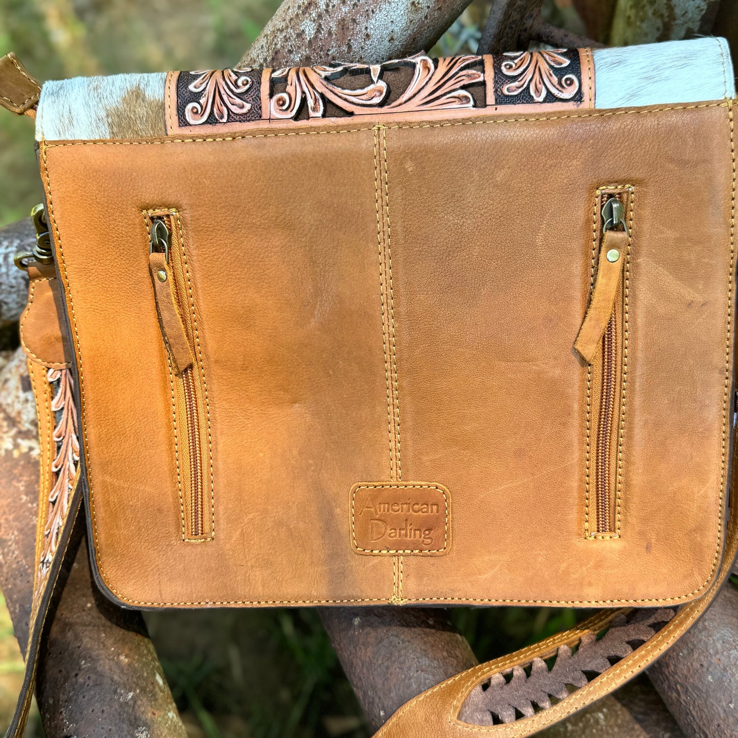 Swayzie Concealed Carry Crossbody