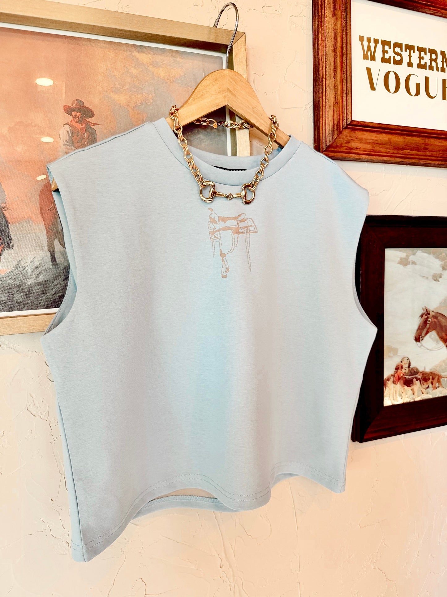 The Saddle Stone Tank