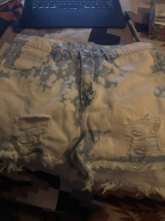 Acid wash shorts - m