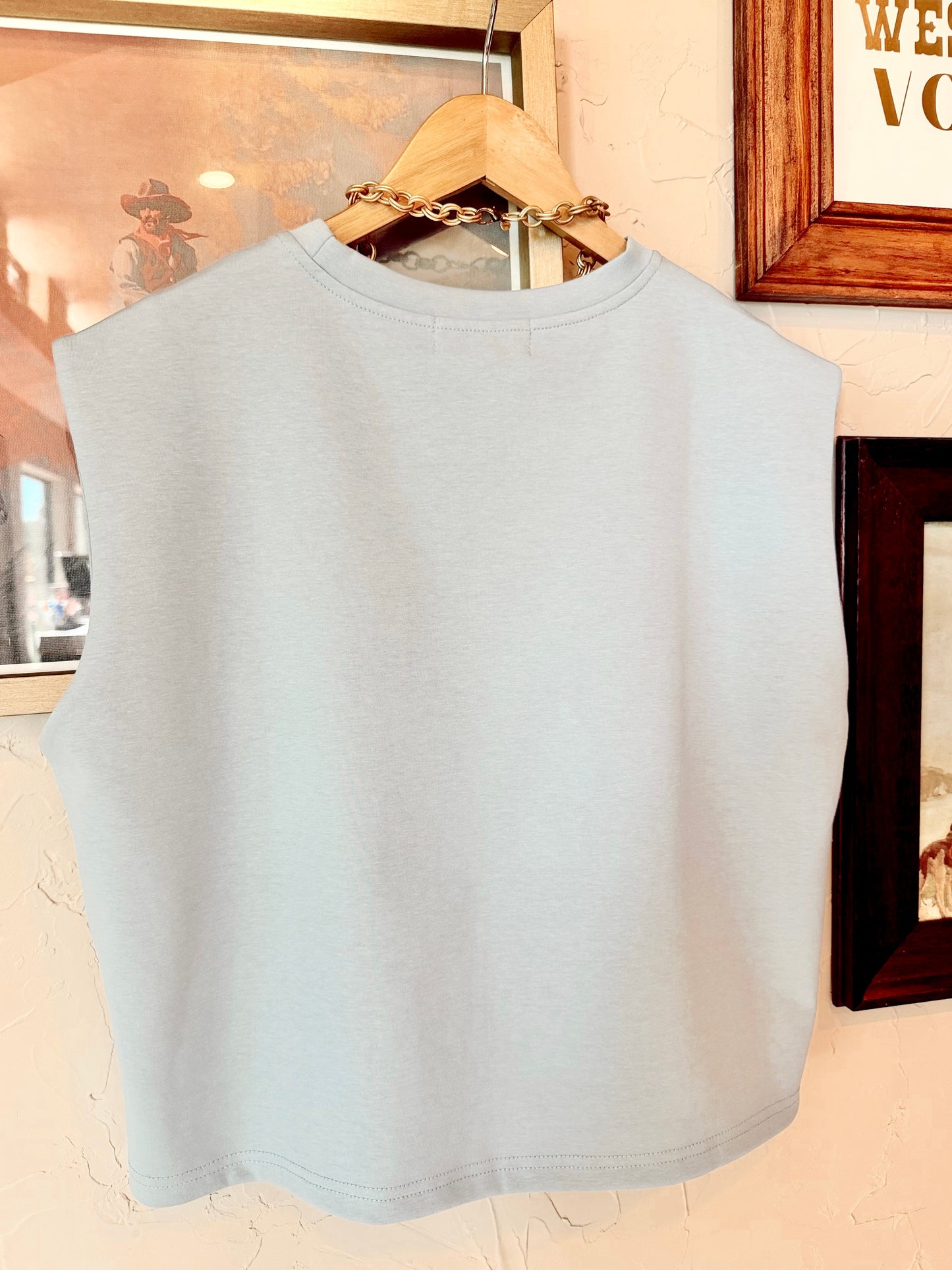 The Saddle Stone Tank