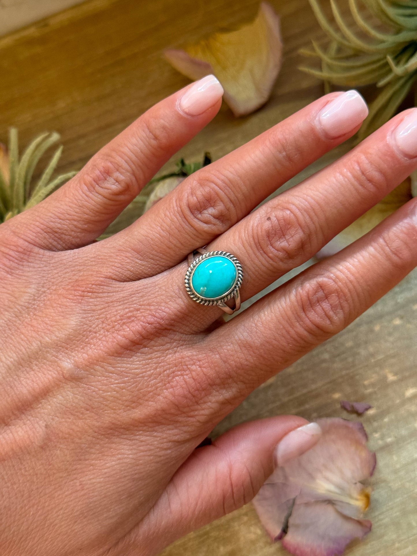 Kingman Turquoise Sterling Silver Ring – Size 8