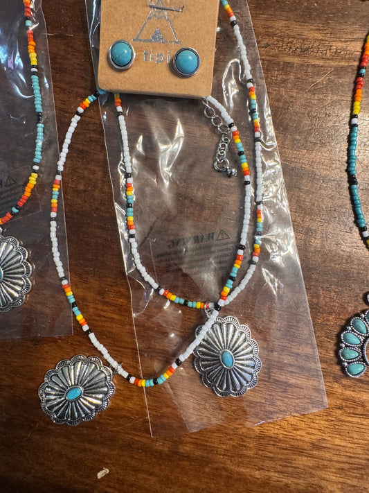White Seed Bead Chonch hoker