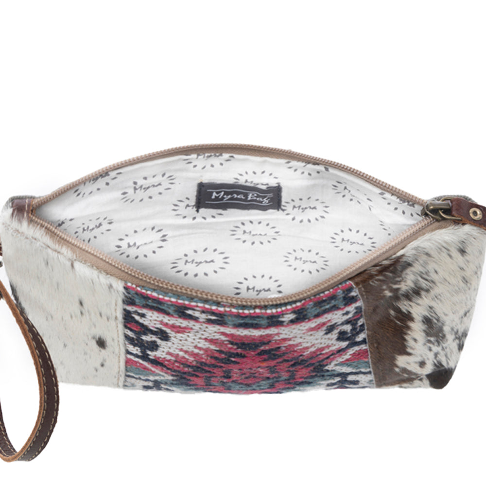 MIA POUCH
