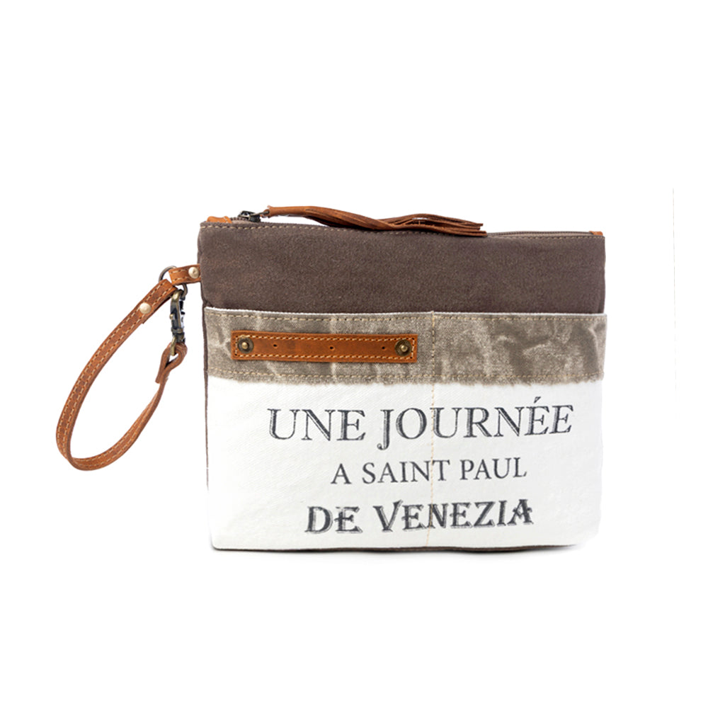 Journee Pouch