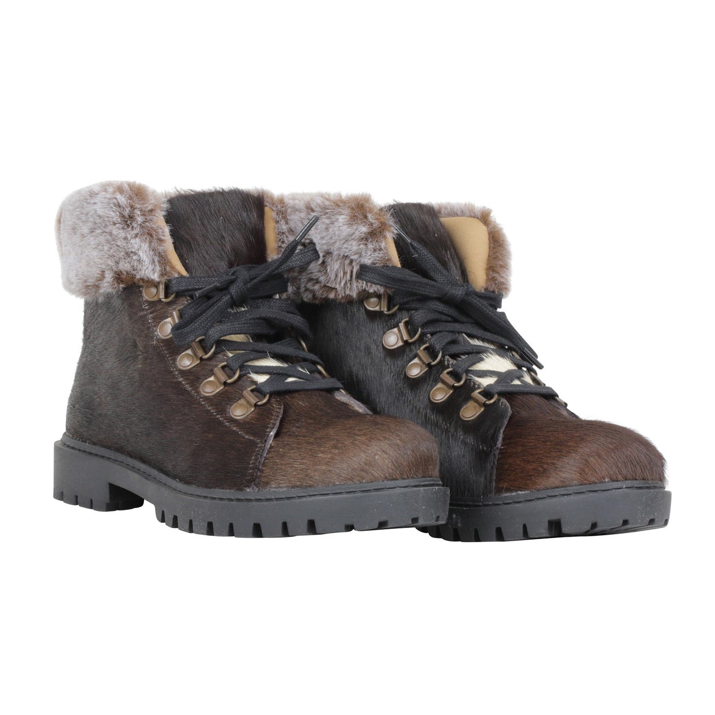 Turbulent Boots