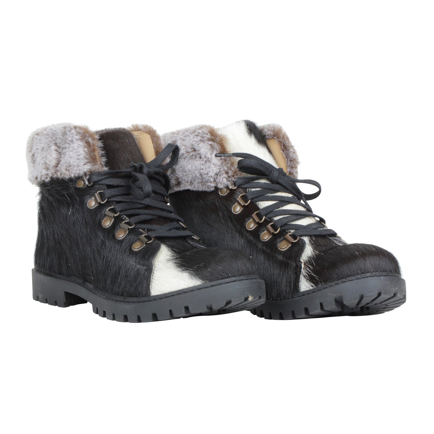 Turbulent Boots